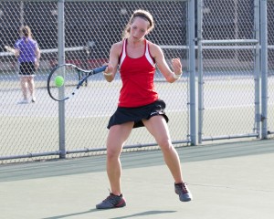 Mustangs capture 37th straight girls tennis sectional title