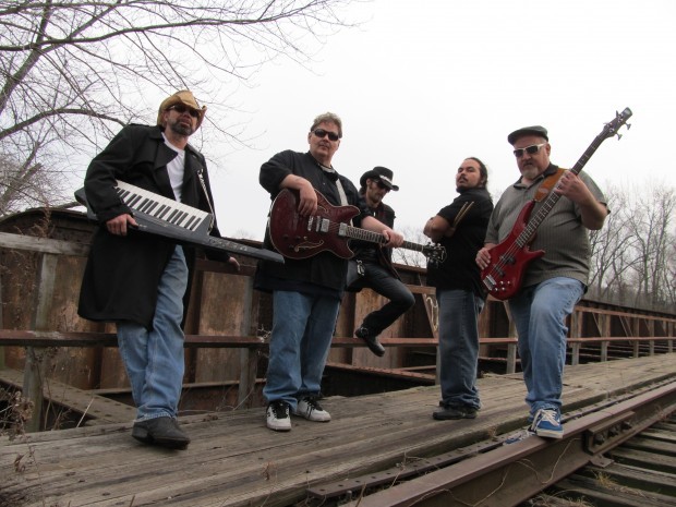 Local Scene: Bad Cadillac dances as Juice sets in