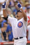 Cubs rough up Reds for seventh straight win