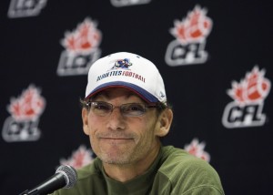 Bears hire CFL coach Trestman to replace Smith 