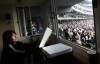White Sox organist Lori Moreland plays