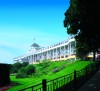 Area public gardens are beautiful destinations for an early fall getaway