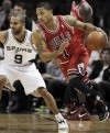 Rose scores 29 as streaking Bulls stop Spurs 96-89
