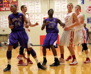 No. 2 Pirates rally late to shake off Bulldogs