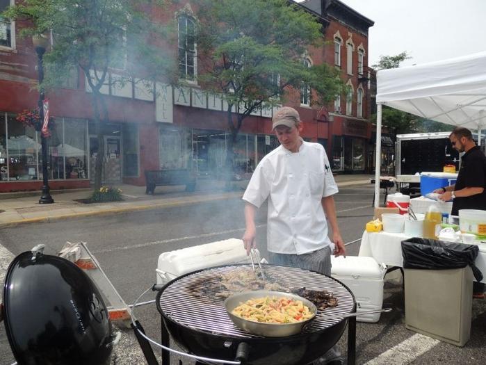 Food, arts fest offers variety for palates, palettes - nwitimes.com