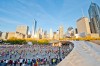 Runners race to beat the heat at the Chicago Marathon