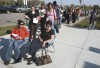 Early voting season ends with line extending outside polling centers