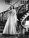 Look of old Hollywood glamour is a modern favorite