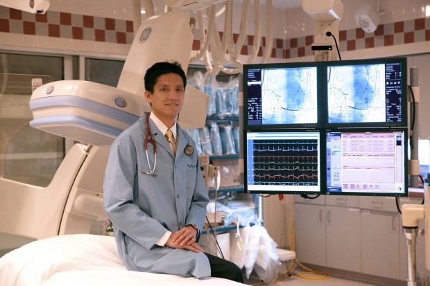 یک فلوی الکتروفیزیولوژی قلب در لابراتوار الکتروفیزیولوژی 