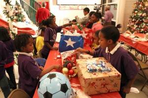 Comic strip creator urges Little Stars to pursue big dreams
