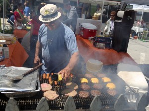Homewood comes out to celebrate street fair