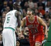 Rose scores 25 on return as Bulls top Celtics