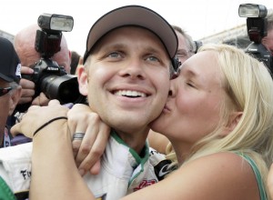 Longtime Hoosier Ed Carpenter 'builds' pole
