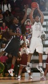 D-I recruit, Ray, coming off bench for Bowman due to injury