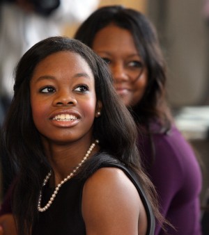 Gabrielle Douglas a hit with high schoolers at Gary event