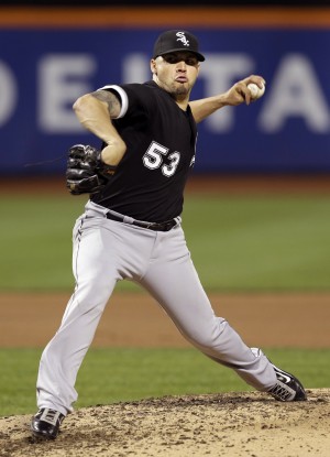Santiago sharp, but White Sox lose to Mets in 10th 