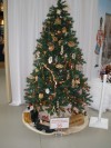 Woodworkers decorate tree for Christmas display