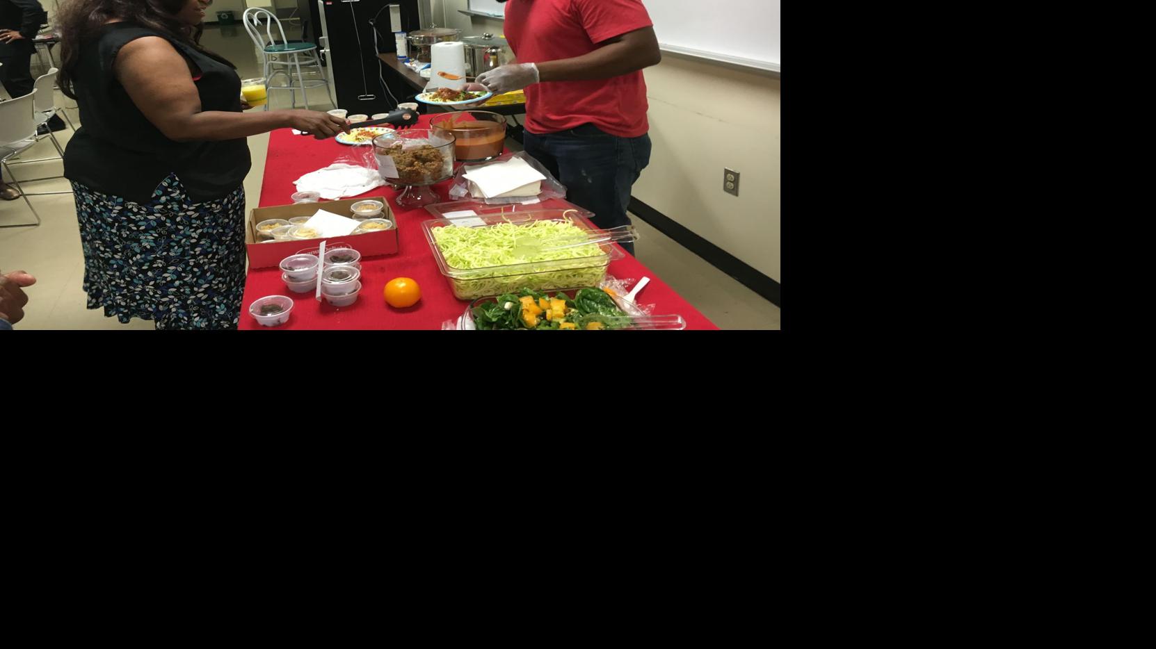 Town hall discusses healthy food access in Lake County - nwitimes.com