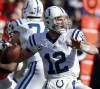 Colts' rookie Andrew Luck surging forward with 'blinders' on