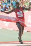 Two-time Chicago Marathon champion Wanjiru dies in fall