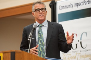 Christopher Lawford talks about addictions at Valpo dinner