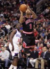 Rose scores 35 as Bulls hold off 76ers