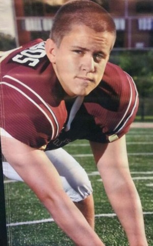 Chesterton long snapper Bobos earns scholarship to Indianapolis