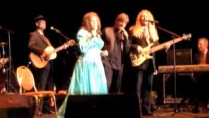 Loretta Lynn Performs "Coal Miner's Daughter" at Drury Lane Theatre June 22, 2012
