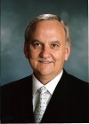 Highland superintendent retires