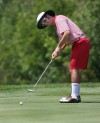 HF's Kuznieski is steady on the green