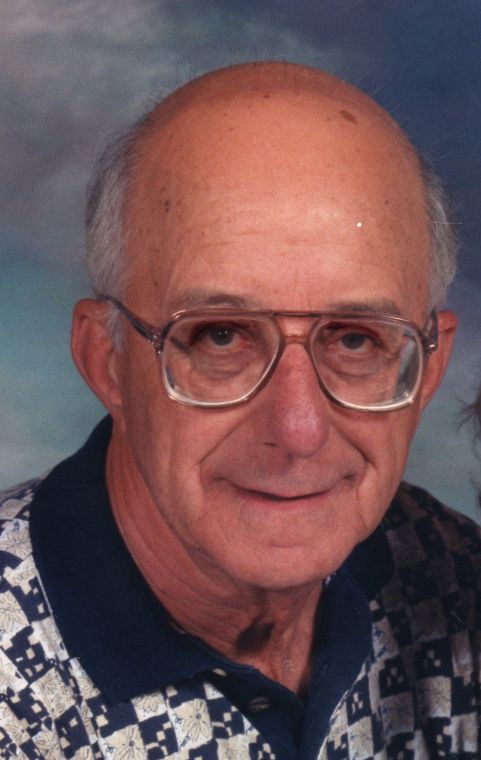 Edward MacKenzie, 80, Ottumwa - Ottumwa Courier: Obituaries