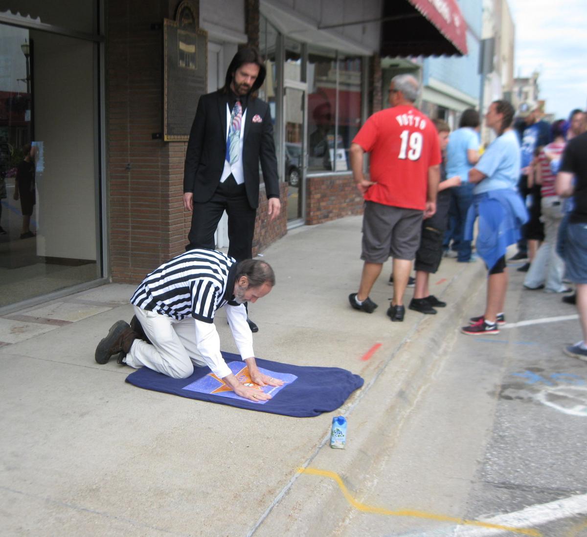 Laying out first star