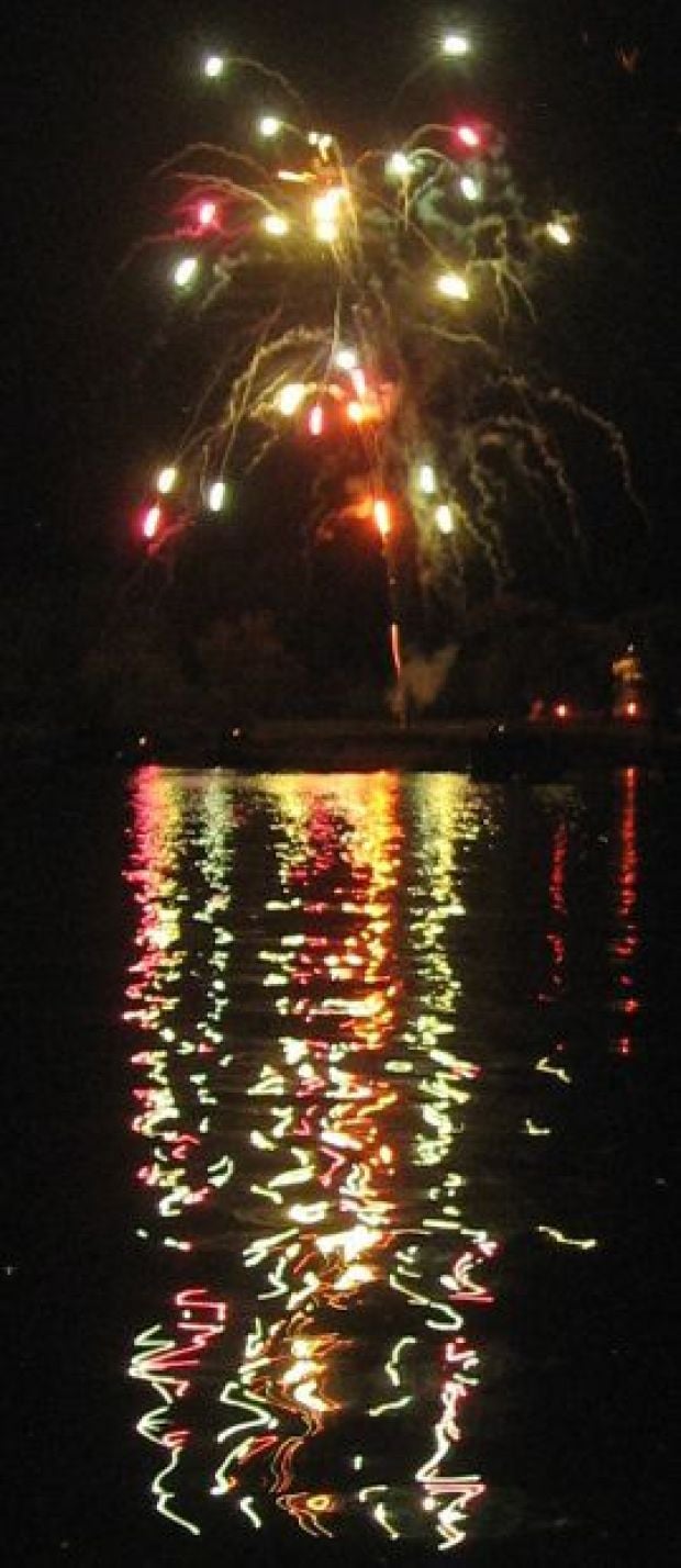 Fireworks shows to light sky over Central Illinois
