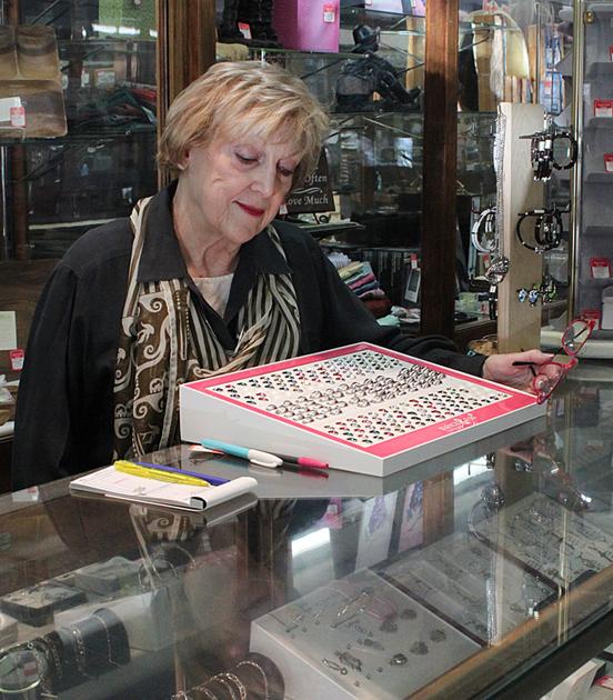 Paris Tn Downtown Jewelry Store To Close After More Than Paris Tn Downtown Jewelry Store To Close After More Than