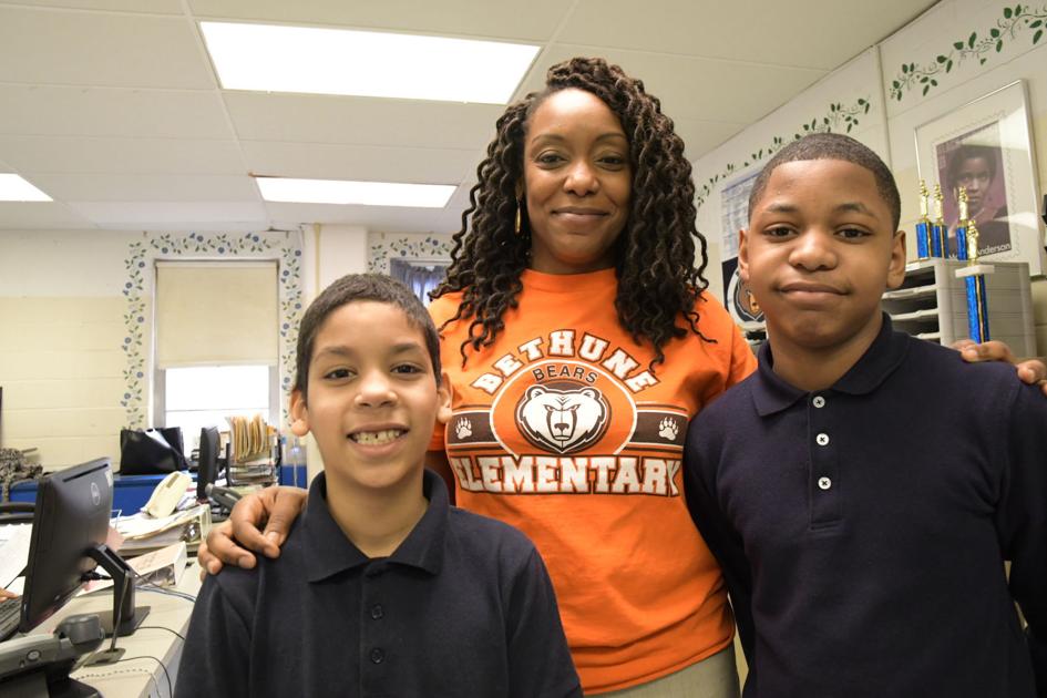 Sixth-graders embrace journey at Bethune - The Philadelphia Tribune