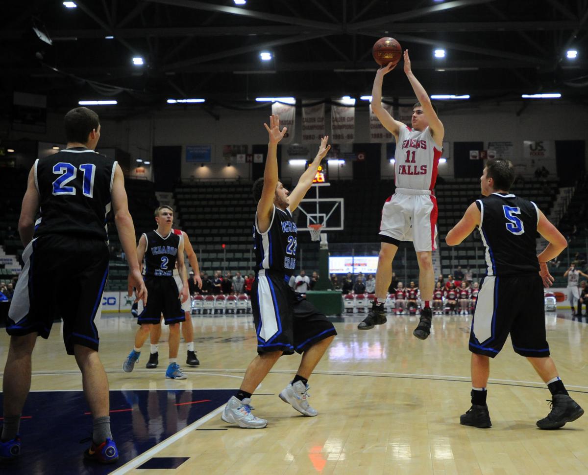 PHOTO GALLERY Glens Falls vs. Ichabod Crane boys basketball Boys