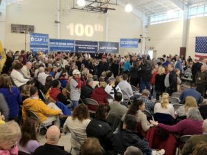Gov Town Hall crowd early