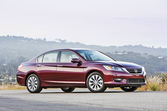 2013 Honda Accord Dazzles Midsize Sedan Segment