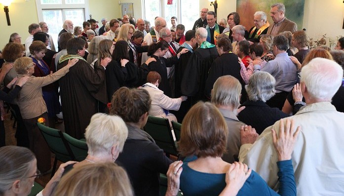 egap o3 unitarian minister111644820.jpg