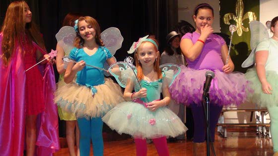 The play's the thing for members of Country Shore Women's Club