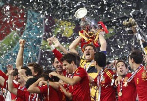 Spain overwhelms Italy to erase any doubts