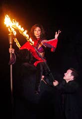 It's no wonder that audiences enjoy this casino magic show