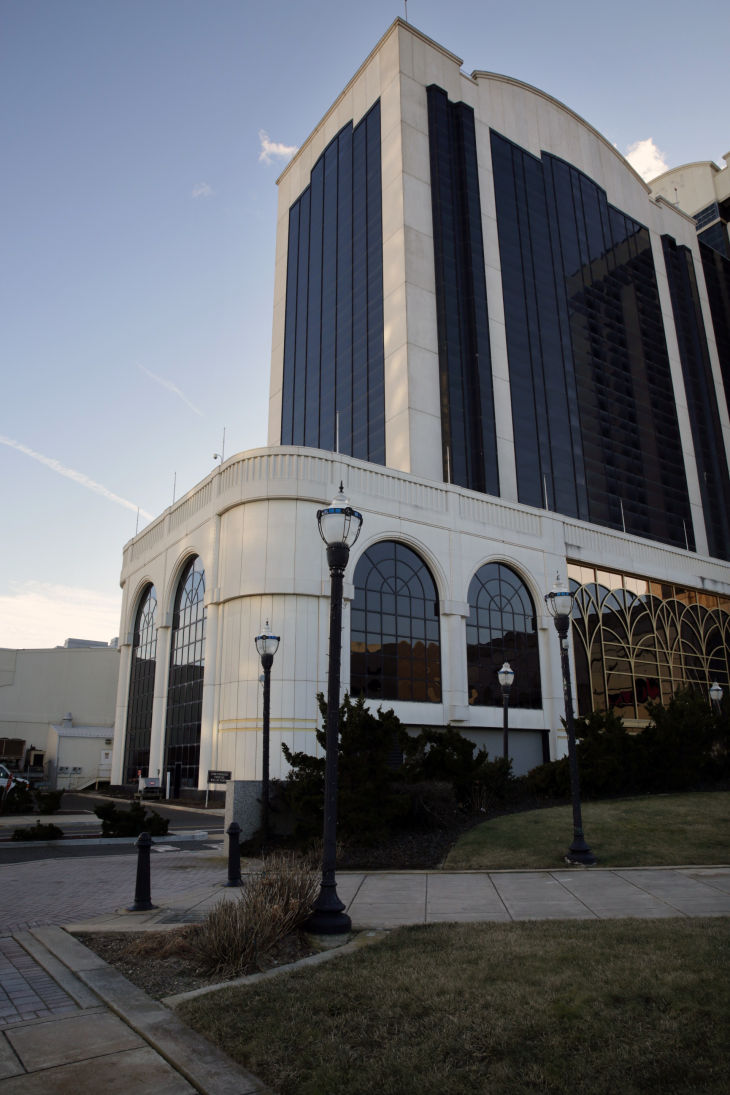 atlantic city casino closings 2004