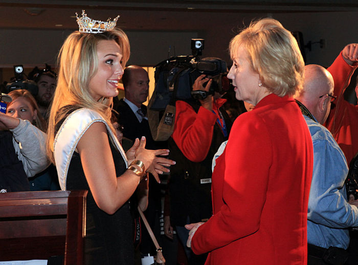 MISS AMERICA RETURNS