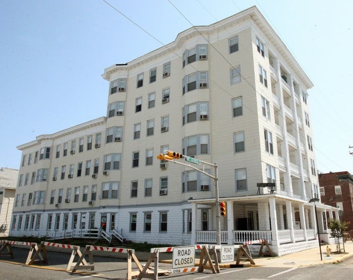  Bellevue 1