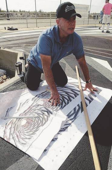 Union workers pitch in to help create art parks