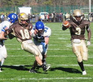 Oakcrest Absegami Football83877276.jpg
