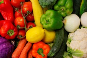 Health briefs: Watch when you eat as well as what you eat; natural health food benefits