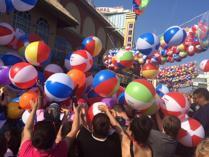 Beach Ball Drop at Resorts - Press of Atlantic City: Photo ...