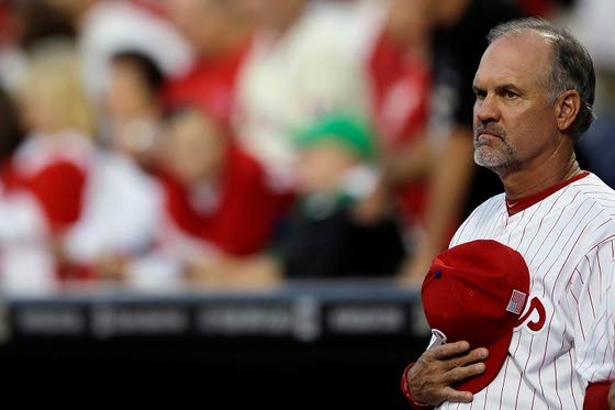 Phillies add Sandberg to Manuel's staff